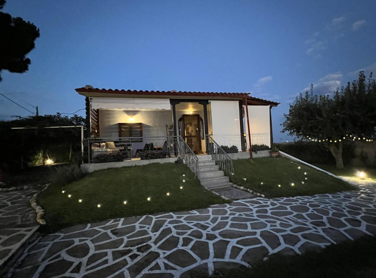 Anastasias Cottage Nea Irakleia Extérieur photo