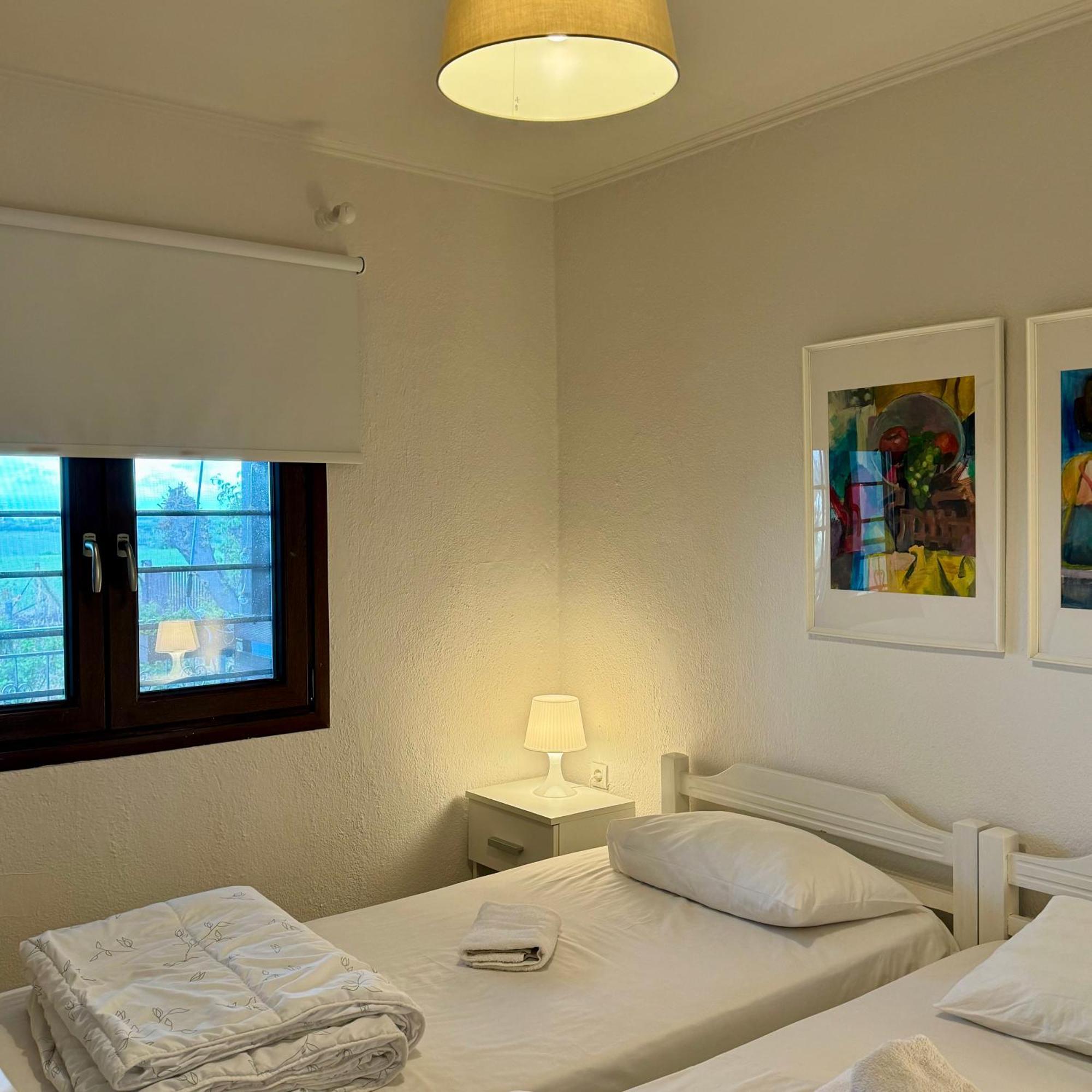 Anastasias Cottage Nea Irakleia Extérieur photo